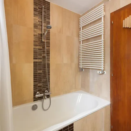 Apartment La Toura By Interhome