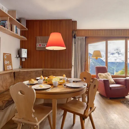 شقة La Toura By Interhome *